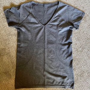 Lululemon Run: Swiftly Tech V Neck